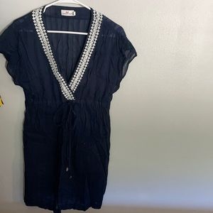 Vineyard vines beach cover up